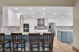 5517 Manatee Point Dr, New Port Richey, FL 34652 - Photo 6