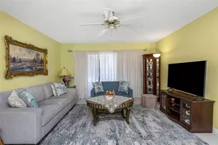 1344 Pine Ridge Cir E, Tarpon Springs, FL 34688 - Photo 8