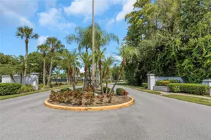 1344 Pine Ridge Cir E, Tarpon Springs, FL 34688 - Photo 34