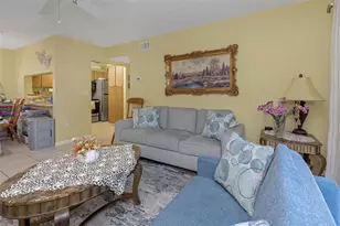 1344 Pine Ridge Cir E, Tarpon Springs, FL 34688 - Photo 10