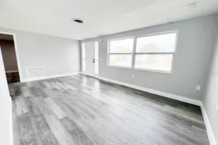 10805 Fillmore Ave, Port Richey, FL 34668 - Photo 6