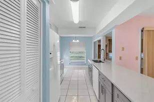 4719 Cavendish Dr, New Port Richey, FL 34655 - Photo 12