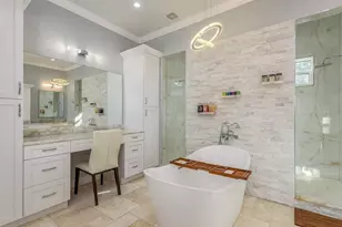 7811 Bay Dr, Tampa, FL 33635 - Photo 34