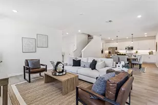 4299 Darby Ct, Eustis, FL 32736 - Photo 4