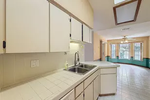 12061 Glen Haven St, Spring Hill, FL 34609 - Photo 20