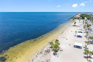 6395 Banyan Blvd, New Port Richey, FL 34652 - Photo 2