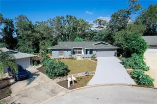 1395 Burnt Oak St, Tarpon Springs, FL 34689 - Photo 2