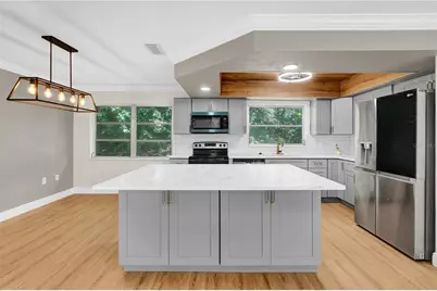 1395 Burnt Oak Street, Tarpon Springs, FL 34689 - Photo 10