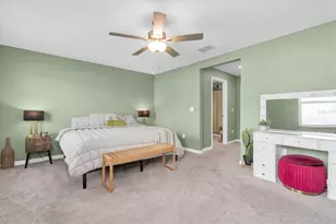 8211 Crescent Oaks Dr, New Port Richey, FL 34655 - Photo 14