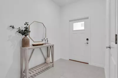 8211 Crescent Oaks Drive, New Port Richey, FL 34655 - Photo 2