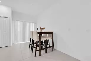 8211 Crescent Oaks Dr, New Port Richey, FL 34655 - Photo 12