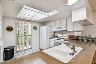 7433 Greystone Dr, Hudson, FL 34667 - Photo 10