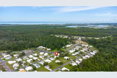 1424 Cross Bow Lane, Spring Hill, FL 34607 - Photo 32