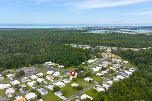 1424 Cross Bow Ln, Spring Hill, FL 34607 - Photo 32