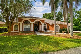 1384 Forestedge Blvd, Oldsmar, FL 34677 - Photo 2