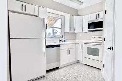 4528 Floramar Terrace, New Port Richey, FL 34652 - Photo 10