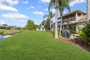 3041 Stonegate Falls Dr, Land O Lakes, FL 34638 - Photo 32