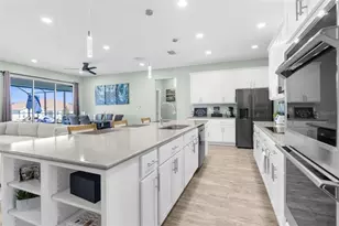 9347 N Star Ct, Weeki Wachee, FL 34613 - Photo 18