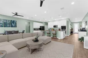 9347 N Star Ct, Weeki Wachee, FL 34613 - Photo 6