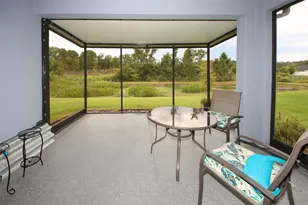 11392 Weaver Hollow Rd, New Port Richey, FL 34654 - Photo 2