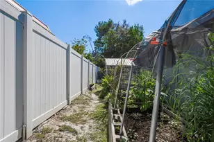 9086 Manchester St, Spring Hill, FL 34606 - Photo 42