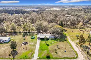 35420 Carval Dr, Zephyrhills, FL 33541 - Photo 6