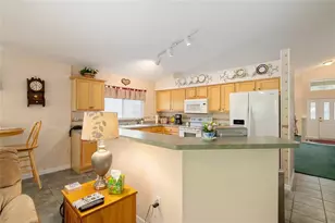 24817 Cranes Roost Cir, Leesburg, FL 34748 - Photo 16