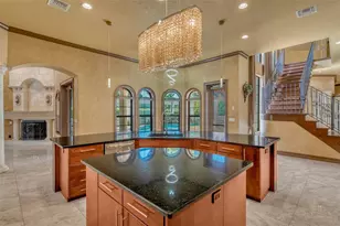 1079 Ashland Ave, Tarpon Springs, FL 34689 - Photo 16