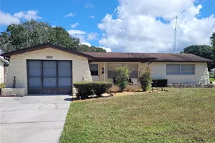 2826 Raven Dr, Holiday, FL 34690 - Photo 8