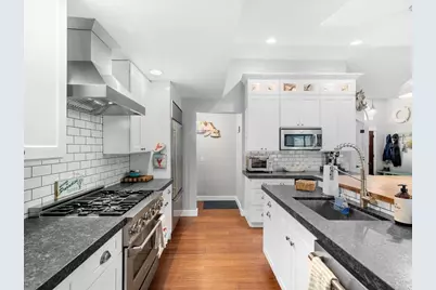 4219 Surfside Circle, Spring Hill, FL 34606 - Photo 10