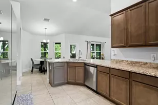 463 Trafalgar Ln, Spring Hill, FL 34606 - Photo 14