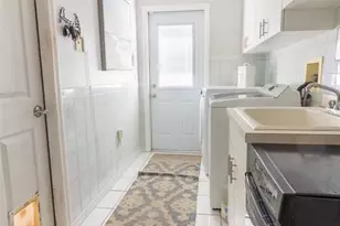 12295 Comstock St, Spring Hill, FL 34609 - Photo 12