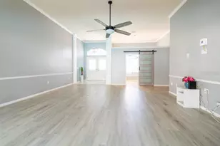 12295 Comstock St, Spring Hill, FL 34609 - Photo 8