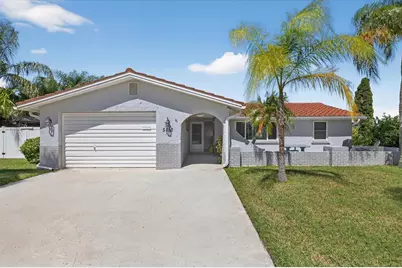 5061 Ensign Loop, New Port Richey, FL 34652 - Photo 10