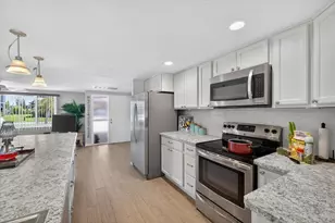 5061 Ensign Loop, New Port Richey, FL 34652 - Photo 24