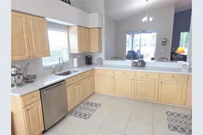 9257 Bonnie Cove Drive, Weeki Wachee, FL 34613 - Photo 6