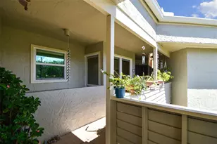 424 Windrush Bay Dr, Tarpon Springs, FL 34689 - Photo 4