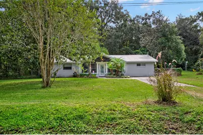 304 Lincoln Avenue, Brooksville, FL 34604 - Photo 1