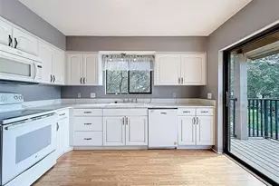 12901 Fairway Dr, Hudson, FL 34667 - Photo 20