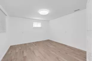 197 Lido Dr, Saint Pete Beach, FL 33706 - Photo 22