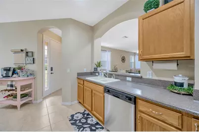 1685 W Spring Meadow Loop, Lecanto, FL 34461 - Photo 8