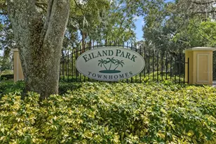 37622 Georgina Terrace, Zephyrhills, FL 33542 - Photo 2