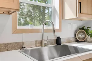 18104 Nicholas Ave, Brooksville, FL 34604 - Photo 16