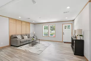 18104 Nicholas Ave, Brooksville, FL 34604 - Photo 4