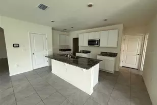 17039 Oval Rum Dr, Wimauma, FL 33598 - Photo 6