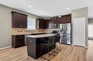 996 Scarlet Plume Ln, Brooksville, FL 34604 - Photo 10