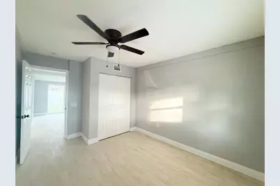 14000 Miramar Avenue, Madeira Beach, FL 33708 - Photo 18