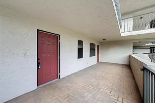 504 S Florida Ave, Tarpon Springs, FL 34689 - Photo 10