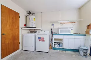 12056 Cradock St, Spring Hill, FL 34608 - Photo 22