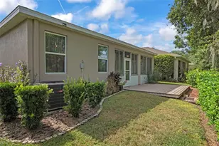 17653 Garsalaso Cir, Brooksville, FL 34604 - Photo 2